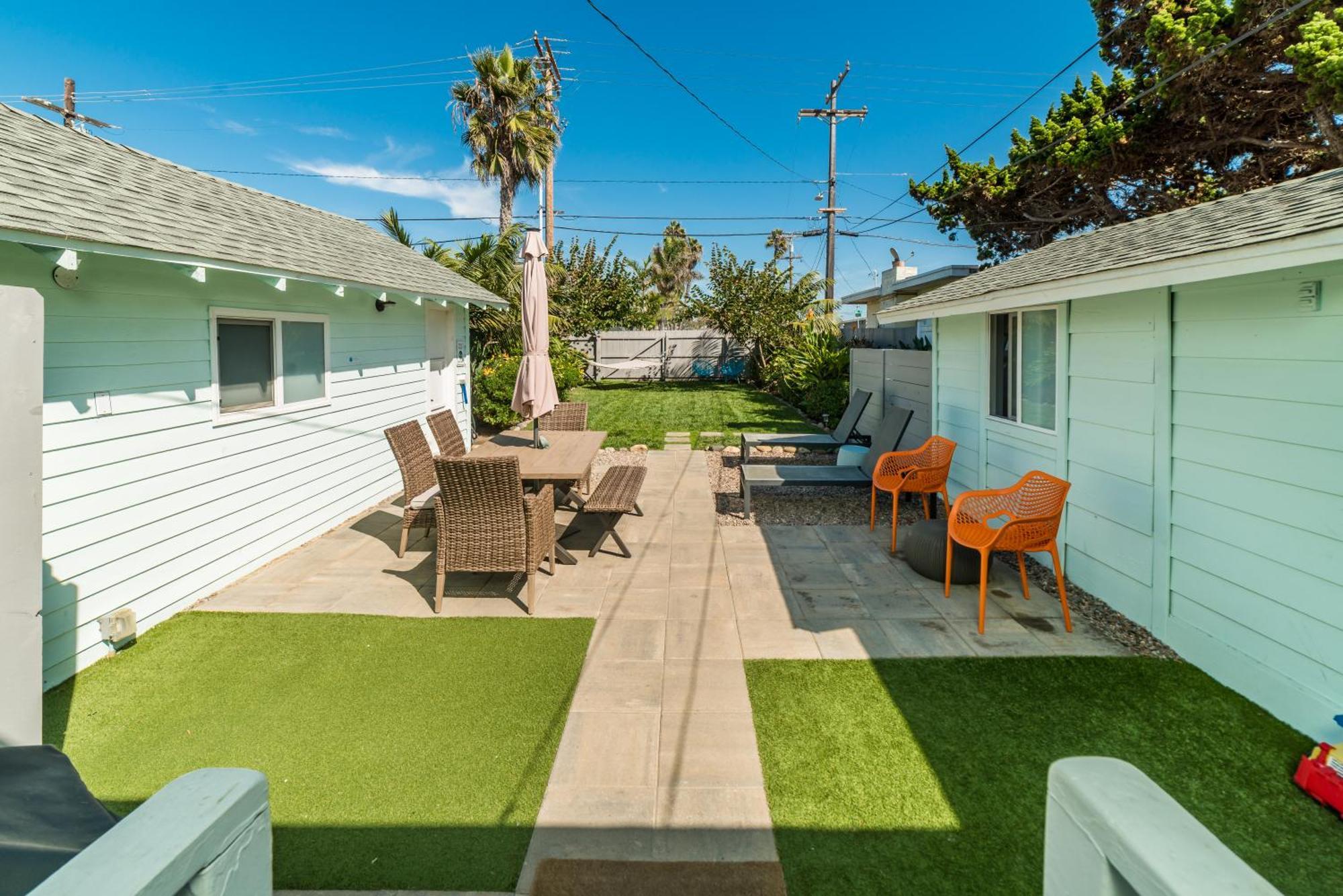 Pacific Bungalow In Oceanside With Backyard & Tiny House المظهر الخارجي الصورة