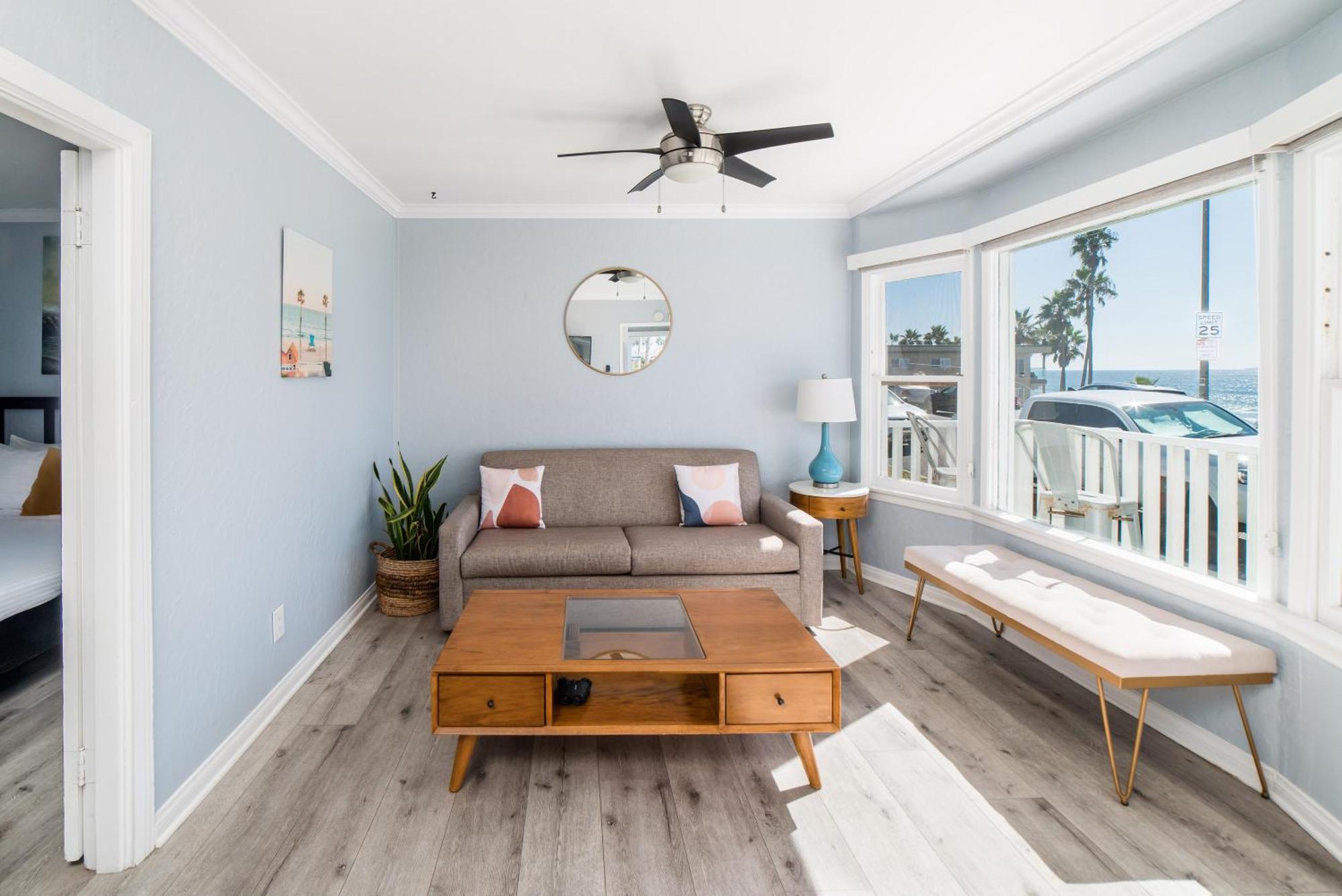 Pacific Bungalow In Oceanside With Backyard & Tiny House المظهر الخارجي الصورة
